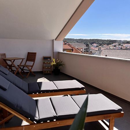 Apartment Oscar Mali Losinj Bagian luar foto